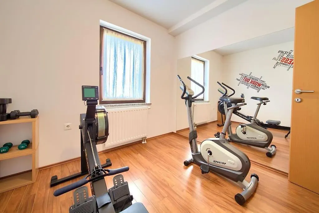 Villa Tara Kras Croatia