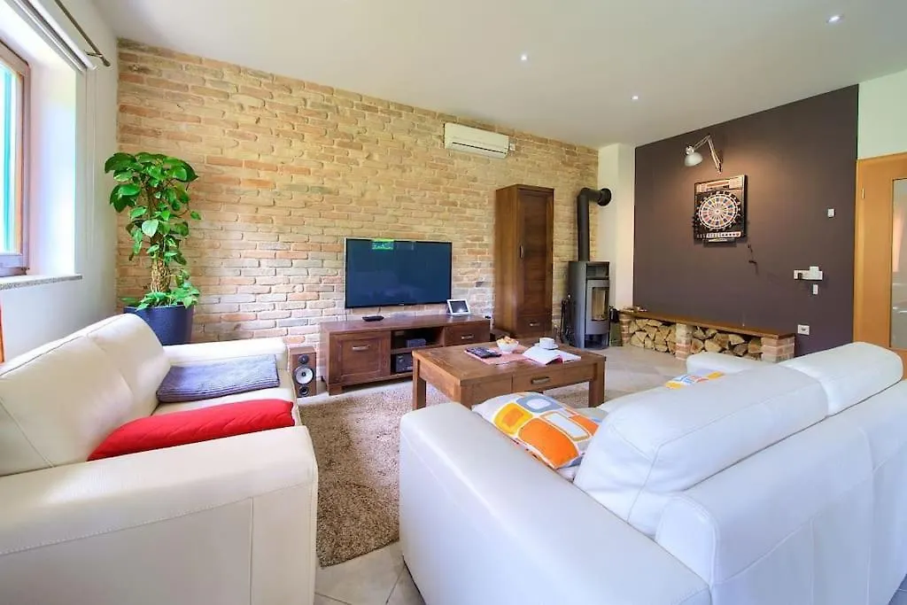 Villa Tara Kras