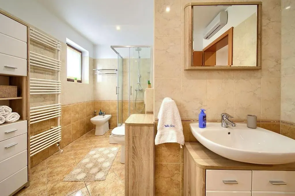 Villa Tara Kras 0*,